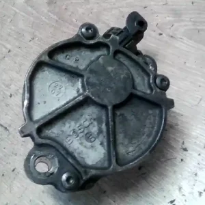 Outlet FORD FOCUS 04- Vákuumpumpa 1.6 diesel bontott alkatrész