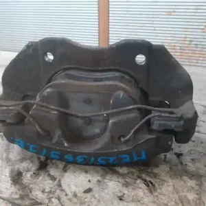 FORD Focus 2007.09.01-2011.02.28 Jobb első féknyereg munkahengerrel 1.6 b bontott alkatrész Legkelendőbb