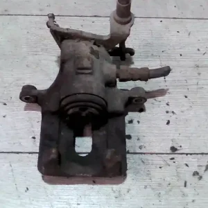 Prémium FORD FOCUS 98-04 Bal hátsó féknyereg munkahengerrel bontott alkatrész