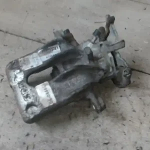 FORD FOCUS 98-04 Bal hátsó féknyereg munkahengerrel 2.0i bontott alkatrész Biztonságos vásárlás