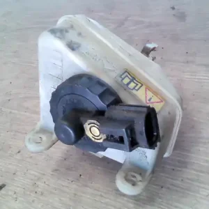 FORD FOCUS 98-04 Fékfolyadék tartály bontott alkatrész Azonnali szállítás