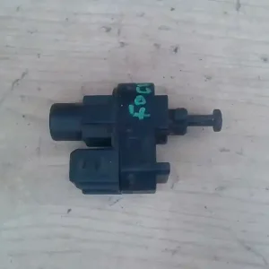 FORD FOCUS 98-04 Féklámpa pedál kapcsoló bontott alkatrész Bestseller