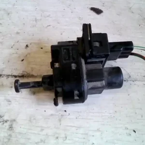 Expressz kézbesítés FORD FOCUS 98-04 Féklámpa pedál kapcsoló bontott alkatrész