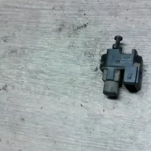 FORD FOCUS 98-04 Féklámpa pedál kapcsoló bontott alkatrész Alacsony ár