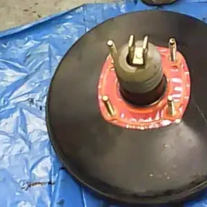 FORD FOCUS 98-04 Fékrásegítőbontott alkatrész Expressz kézbesítés