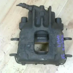 Gyors szállítás FORD FOCUS 98-04 Jobb első féknyereg munkahengerrel bontott alkatrész