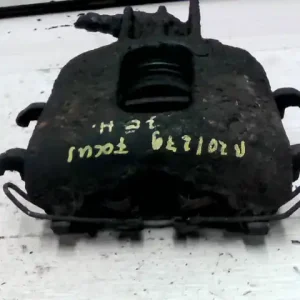 Rendeld meg most FORD FOCUS 98-04 Jobb első féknyereg munkahengerrel hűtött tárcsához bontott alkatrész