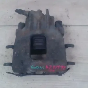 FORD FOCUS 98-04 Jobb első féknyereg munkahengerrel 1.6i bontott alkatrész Népszerű