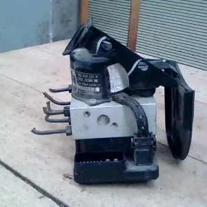 Biztonságos fizetés FORD GALAXY 00.10.01-06.05.31 Abs kocka2,3i bontott alkatrész