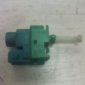 FORD MONDEO 01-07 Féklámpa pedál kapcsoló bontott alkatrész Végkiárusítás