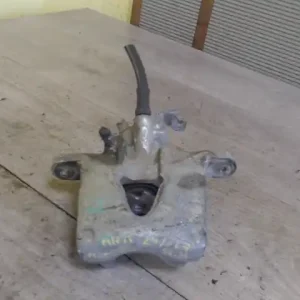 Azonnal elérhető FORD MONDEO 01-07 Bal hátsó féknyereg munkahengerrel 2.0 d bontott alkatrész