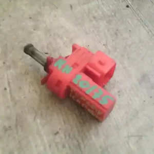 FORD MONDEO 01-07 Féklámpa pedál kapcsoló bontott alkatrész Legkelendőbb