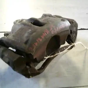 FORD MONDEO 01-07 Jobb első féknyereg munkahengerrel bontott alkatrész Népszerű