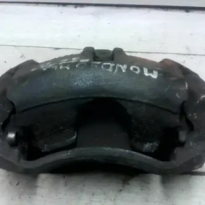 Outlet FORD MONDEO 01-07 Jobb első féknyereg munkahengerrel hűtött tárcsáhozbontott alkatrész