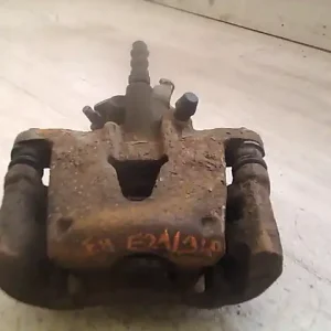 FORD MONDEO 01-07 Jobb hátsó féknyereg munkahengerrel 1.8i bontott alkatrész Árcsökkenés