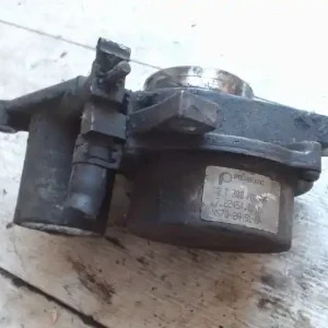 Korlátozott ajánlat FORD MONDEO 01-07 Vákuumpumpa 2.0 d bontott alkatrész