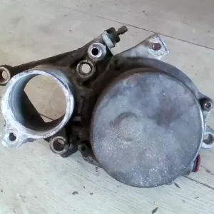 FORD MONDEO 01-07 Vákuumpumpa bontott alkatrész Bestseller