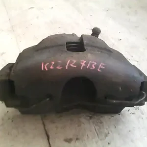 Azonnal elérhető FORD MONDEO 96-00 Bal első féknyereg munkahengerrel 1.6i bontott alkatrész