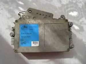 Vedd meg most FORD ORION 90-95 Abs vezérlő elektronika bontott alkatrész