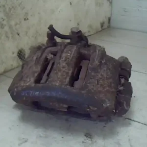 Kedvezményes ár FORD TRANSIT 86-91 Bal első féknyereg munkahengerrel bontott alkatrész