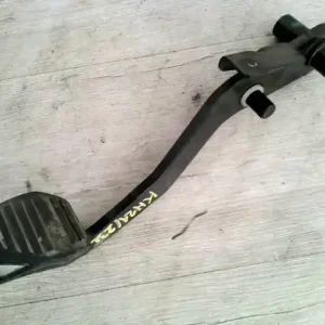 Ingyenes szállítás FORD TRANSIT 99-06 Fékpedál bontott alkatrész