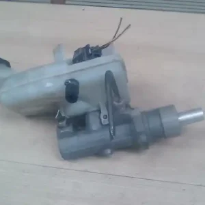 FORD TRANSIT 99-06 Főfékhenger tartállyal,2.0tddi bontott alkatrész Vásárlói kedvenc