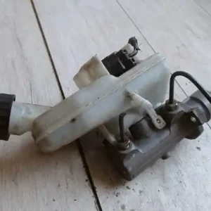 FORD TRANSIT 99-06 Főfékhenger 2.0d bontott alkatrész Vedd meg most