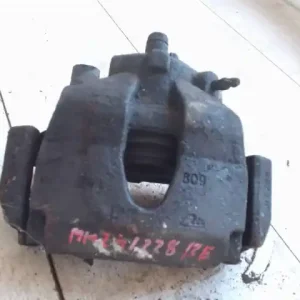 HONDA ACCORD 03-08 Bal első féknyereg munkahengerrel 2.2d bontott alkatrész Rendeld meg most