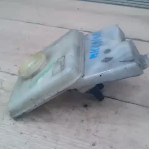 Vásárlói kedvenc FORD TRANSIT CONNECT 02- Fékfolyadék tartály kupak nélkül, 1.8tdci bontott alkatrész