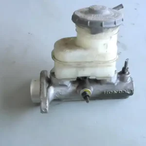 Korlátozott ajánlat HONDA CIVIC 96-99 Főfékhenger bontott alkatrész