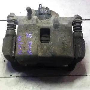 Különleges ajánlat HONDA CIVIC 96-99 Jobb első féknyereg munkahengerrel bontott alkatrész