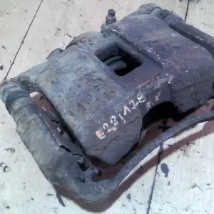 Kihagyhatatlan ajánlat HONDA Stream 2000.10.01-2006.12.31 Jobb első féknyereg munkahengerrel 1.7i bontott alkatrész