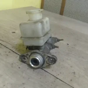 Újdonság HYUNDAI Accent 00-03 Főfékhenger 1.5 i bontott alkatrész