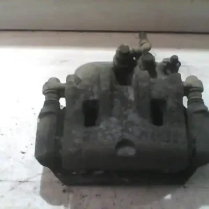 Népszerű HYUNDAI H1 Jobb első féknyereg munkahengerrel bontott alkatrész