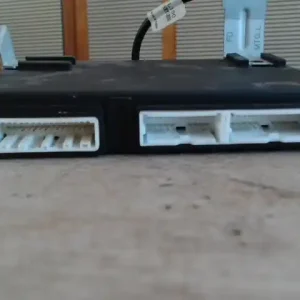 HYUNDAI I30 (FD) 2007.03-2012.02.28 Vezérlőegység bontott alkatrész Rendeld meg most