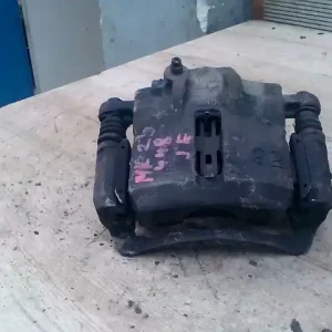 HYUNDAI MATRIX Jobb első féknyereg munkahengerrel 1.6i bontott alkatrész Expressz szállítás