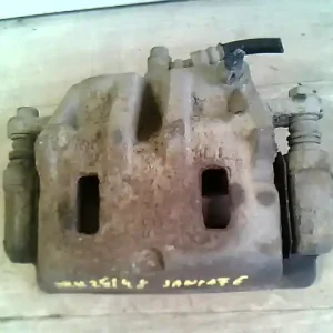 Nézd meg most HYUNDAI Santa Fe 2001.03.01-2006.01.30 Bal első féknyereg munkahengerrel 2.0 i, 16 v bontott alkatrész