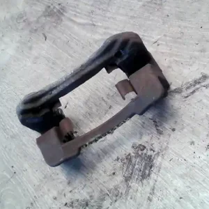 Gyors szállítás HYUNDAI IX35 2010.04.01-2014.12.31 Jobb hátsó féknyereg tartó bontott alkatrész