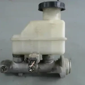 HYUNDAI LANTRA Főfékhenger bontott alkatrész Nézd meg most