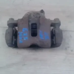 Outlet ISUZU MIDI Jobb első féknyereg munkahengerrel bontott alkatrész