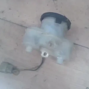 Szuper akció ISUZU TROOPER -91 Fékfolyadék tartály 2.6i bontott alkatrész