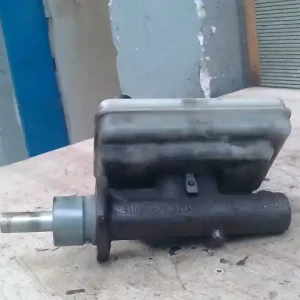 Biztonságos vásárlás IVECO Daily 2000-2006 35C13 Főfékhenger 2,8d bontott alkatrész