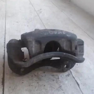 KIA SPORTAGE 2004.08-2010.10 Bal első féknyereg munkahengerrel 2.0d bontott alkatrész Nézd meg most