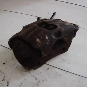 Szuper ajánlat LADA SAMARA Jobb első féknyereg munkahengerrel bontott alkatrész