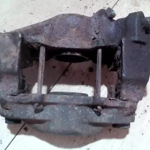 LANDROVER DISCOVERY I. Jobb hátsó féknyereg munkahengerrel bontott alkatrész Prémium