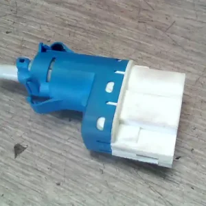 LANDROVER FREELANDER 2006-2014 Féklámpa pedál kapcsoló bontott alkatrész Akciós ár