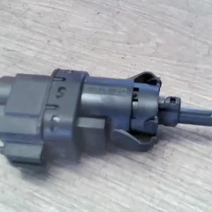 LANDROVER FREELANDER 2006-2014 Féklámpa pedál kapcsoló bontott alkatrész Alacsony ár