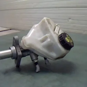 LANDROVER FREELANDER 2006-2014 Főfékhenger bontott alkatrész Azonnali szállítás