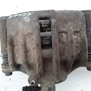 LANDROVER FREELANDER 98-04 Bal első féknyereg munkahengerrel bontott alkatrész Biztonságos fizetés