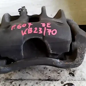Kiárusítás MAZDA 121 96- Jobb első féknyereg munkahengerrel 2.2hdi bontott alkatrész